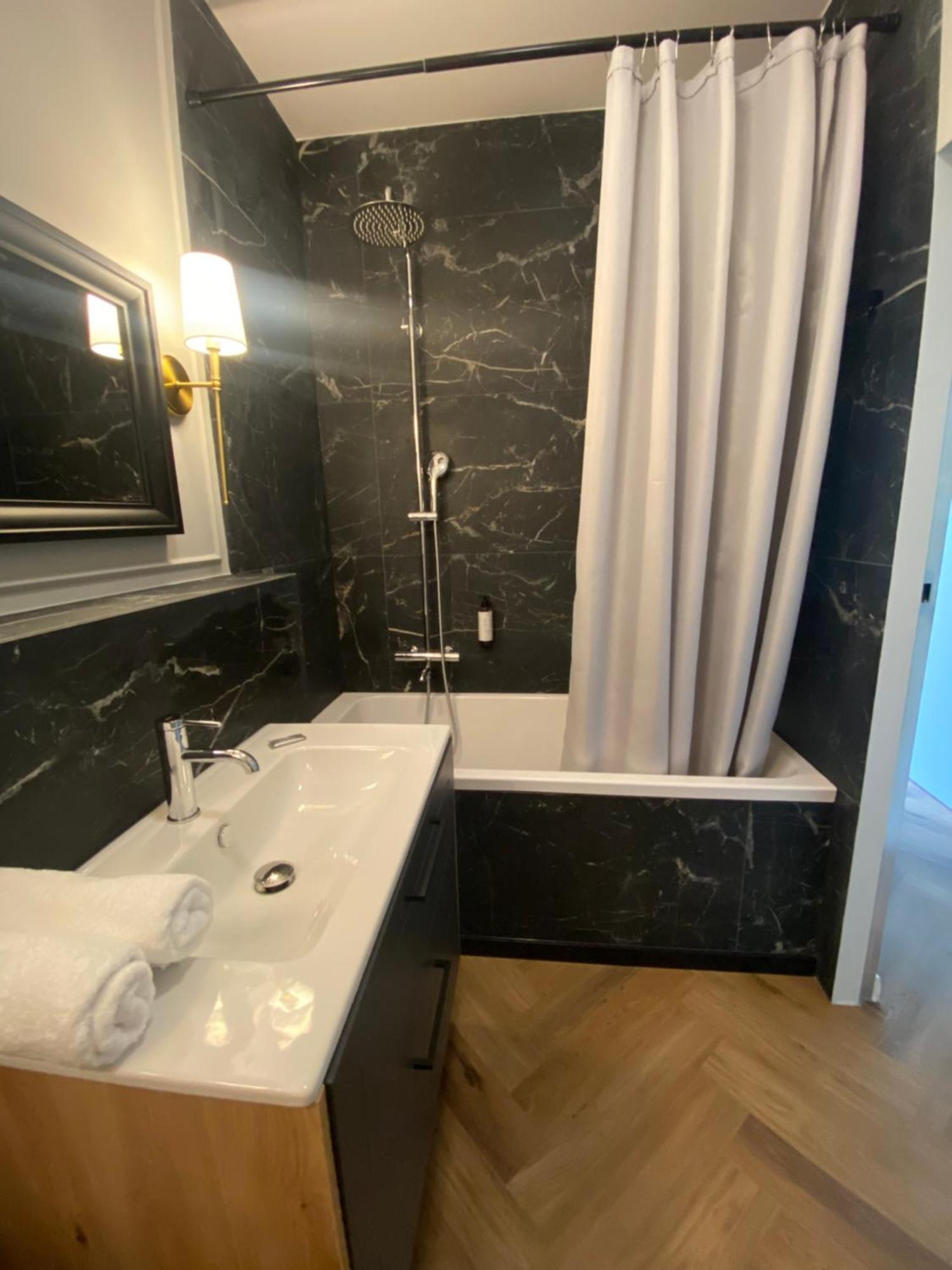 Natura Luxury Apartment Krakau Buitenkant foto